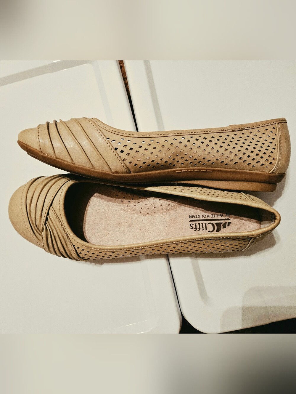 Cliffs By White Mountain 10M Womens Flats - Picture 16 of 16